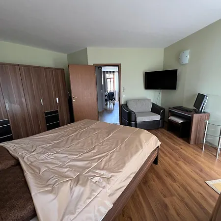 Saint Thomas Holiday Village Condo شقة فندقية سوزوبول